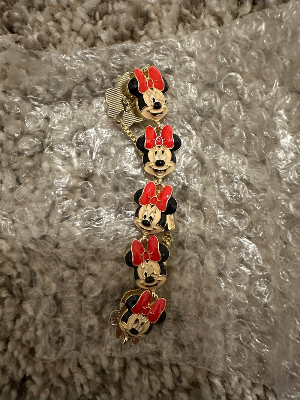 NWT BaubleBar Minnie Mouse Gold-Tone Adjustable Bracelet with Red Bows - Picture 11 of 12